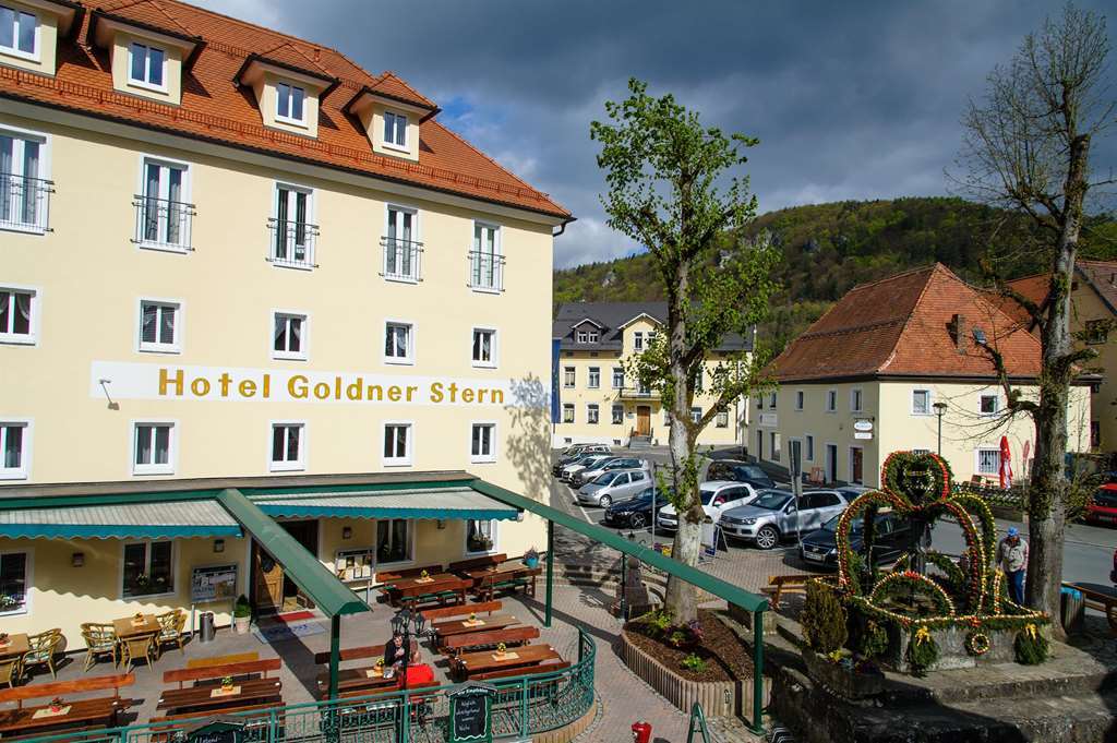 Akzent Hotel Goldner Stern Muggendorf  Bagian luar foto